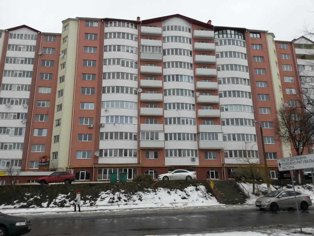 Apartment On Demyanchuka 1A Rivne Kültér fotó